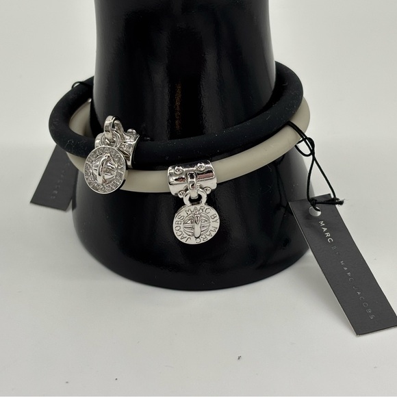 Marc Jacobs Black and Cream Bracelet Set - Picture 1 of 5